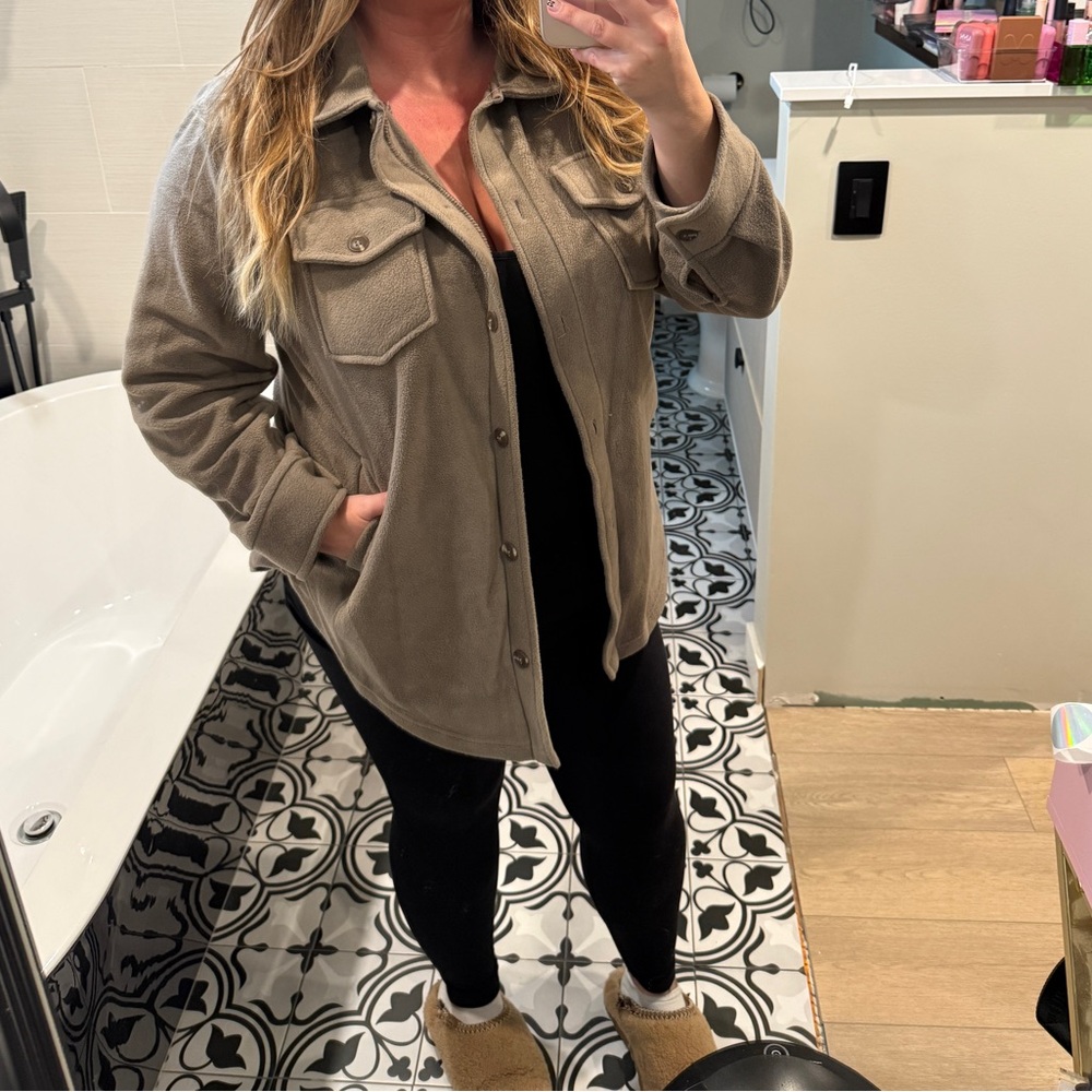 Women's Utility Shacket